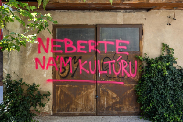 NEBERTE NÁ M KULTÚ RU