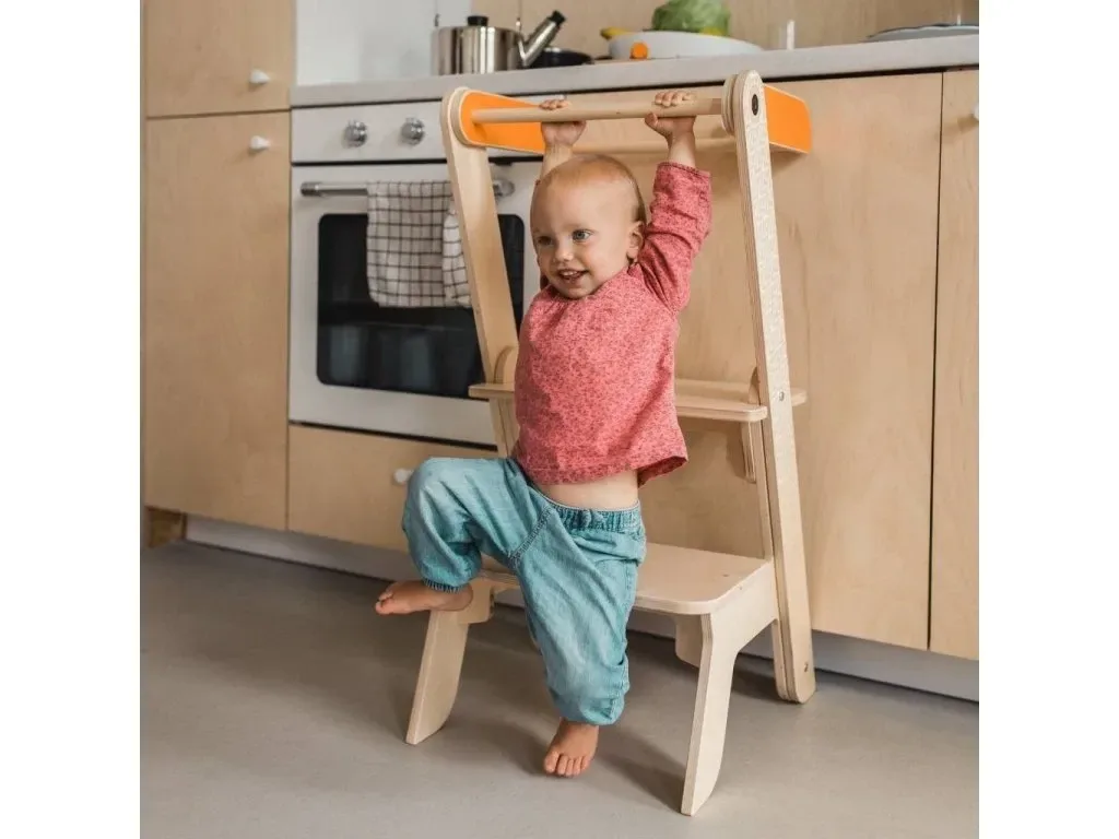 Vzdušná učící věž pro děti, foto: Utukutu