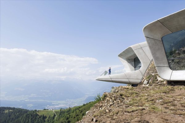 Zaha Hadid vsadila budovu MMM do svahu