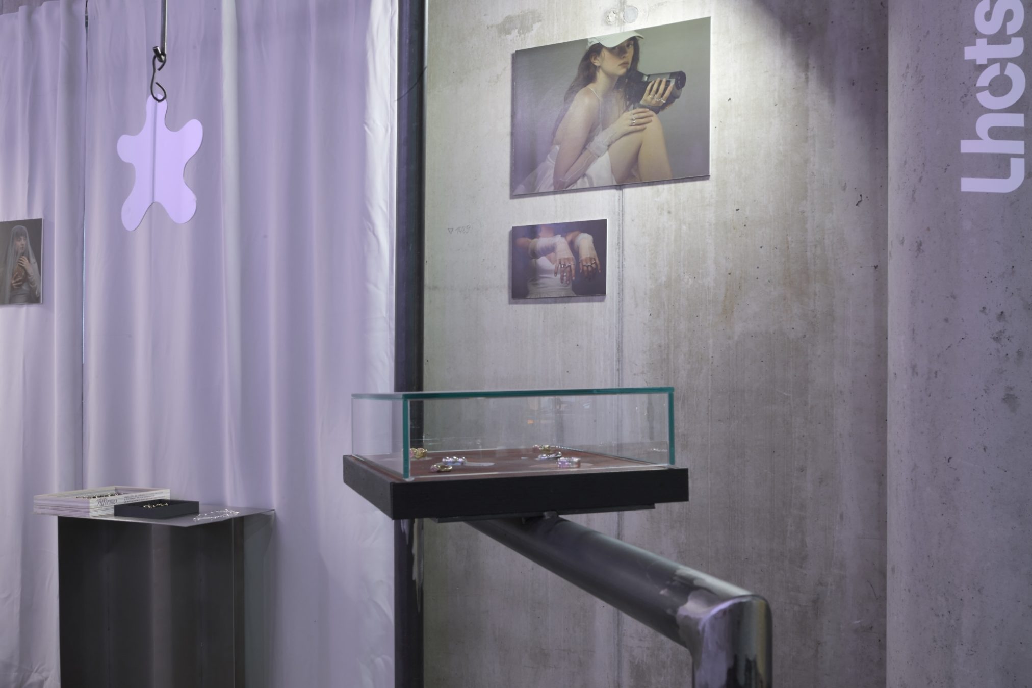 Showroom najdete na Přístavní 15 v pražských Holešovicích