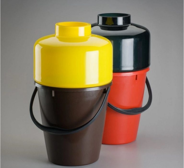 Jakub Berdych Karpelis: Bucket vase (2010)