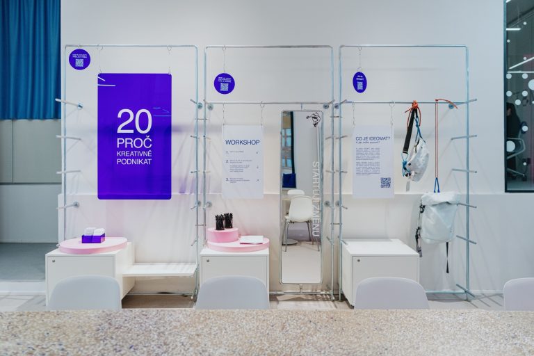 Výstava, která bude dostupná v KUMST až do března příštího roku. EduShowroom: Startuji změnu představuje realizované projekty a inspiruje k vlastním podnikatelským nápadům