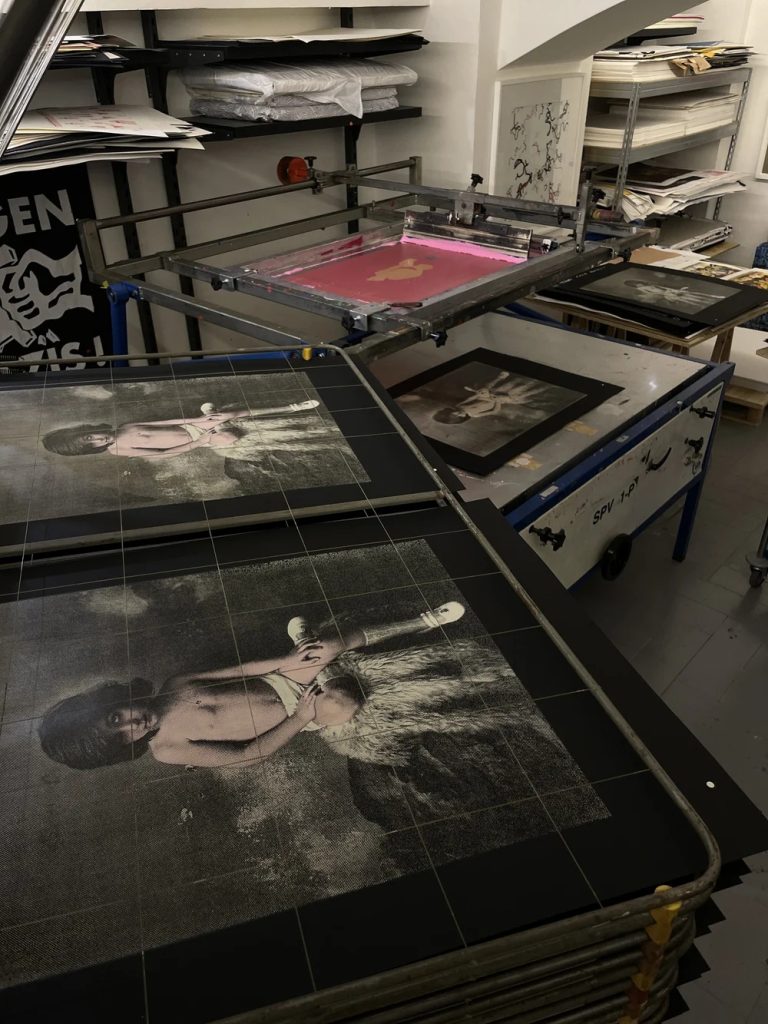 Studio pro pana Saudka pracovalo na více než 7000 grafikách po dobu dvou let