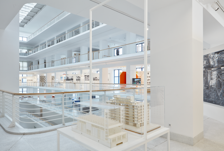 Fotografie z výstavy 1956–1989: Architektura všem