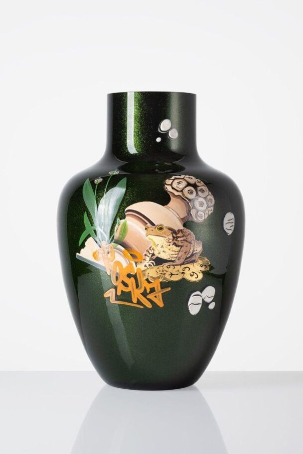 Vandal Vases
