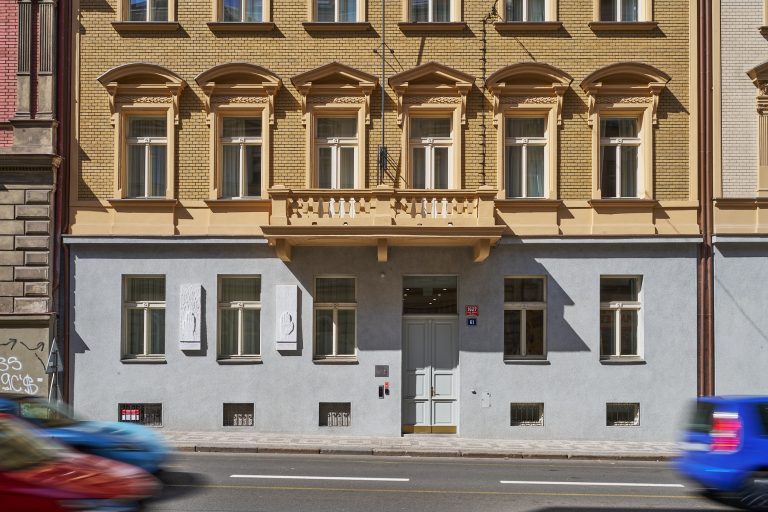 Pohled na fasádu budovy bývalého Borůvkova sanatoria